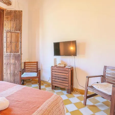 Alameda De Hercules (adults Only) Apartment *