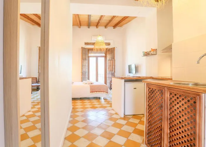 Alameda De Hercules (adults Only) Apartment *