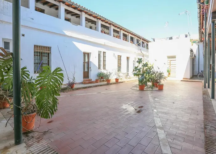 Alameda De Hercules (adults Only)