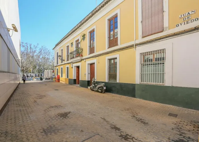 Alameda De Hercules (adults Only)
